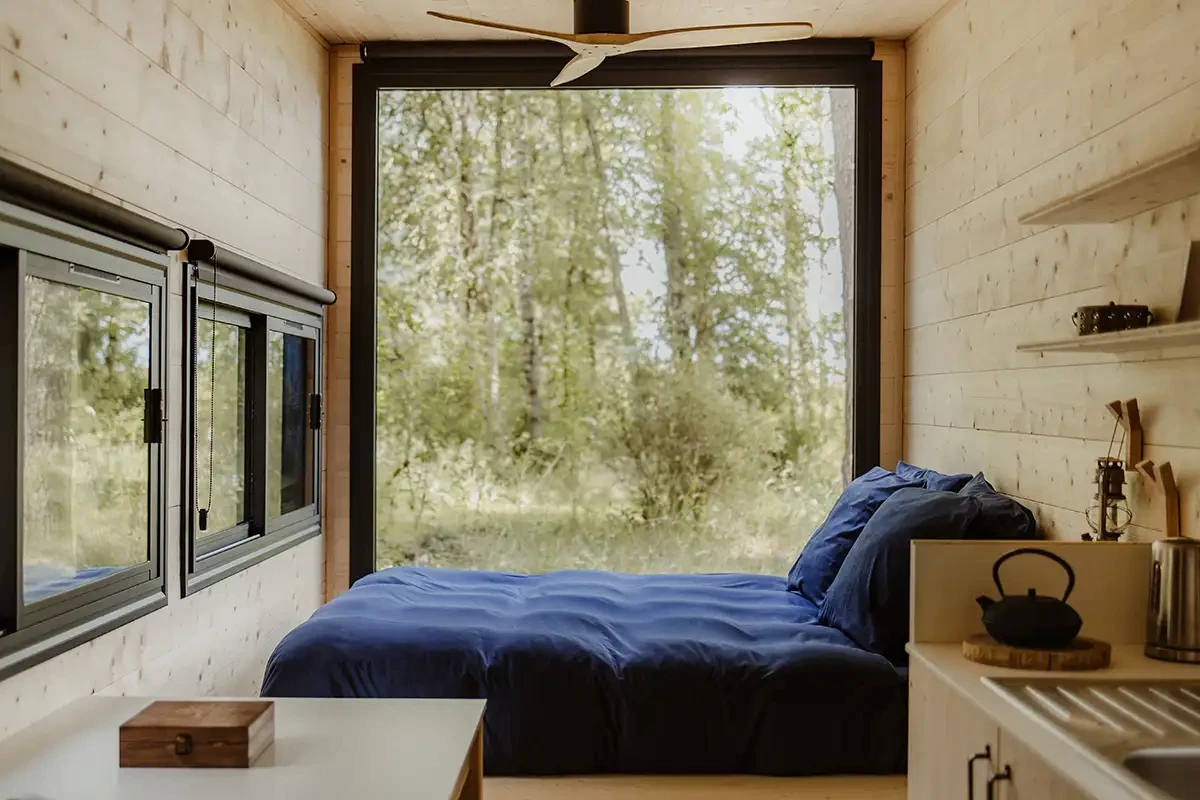 Naos — Intérieur et lit