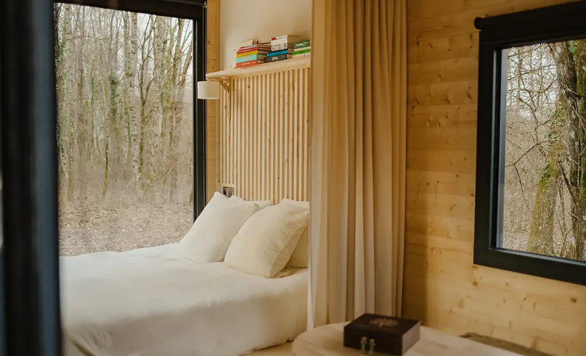 Tiny house 4 personnes dans la forêt d'Orléans à une heure de Paris en pleine nature avec terrasse et Brasero