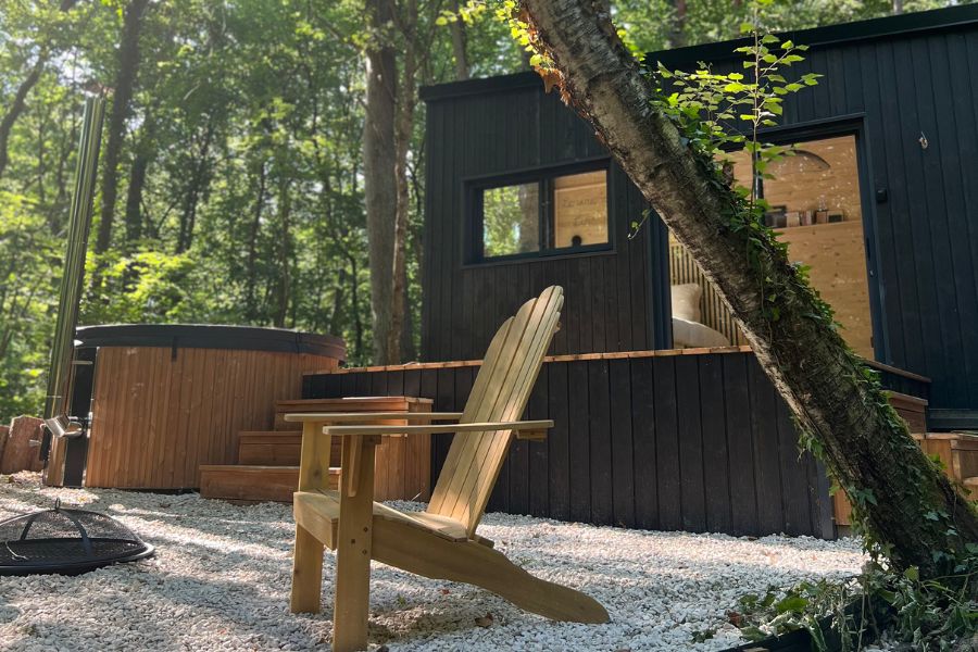 Location hébergement insolite en forêt - Tiny house Soleil